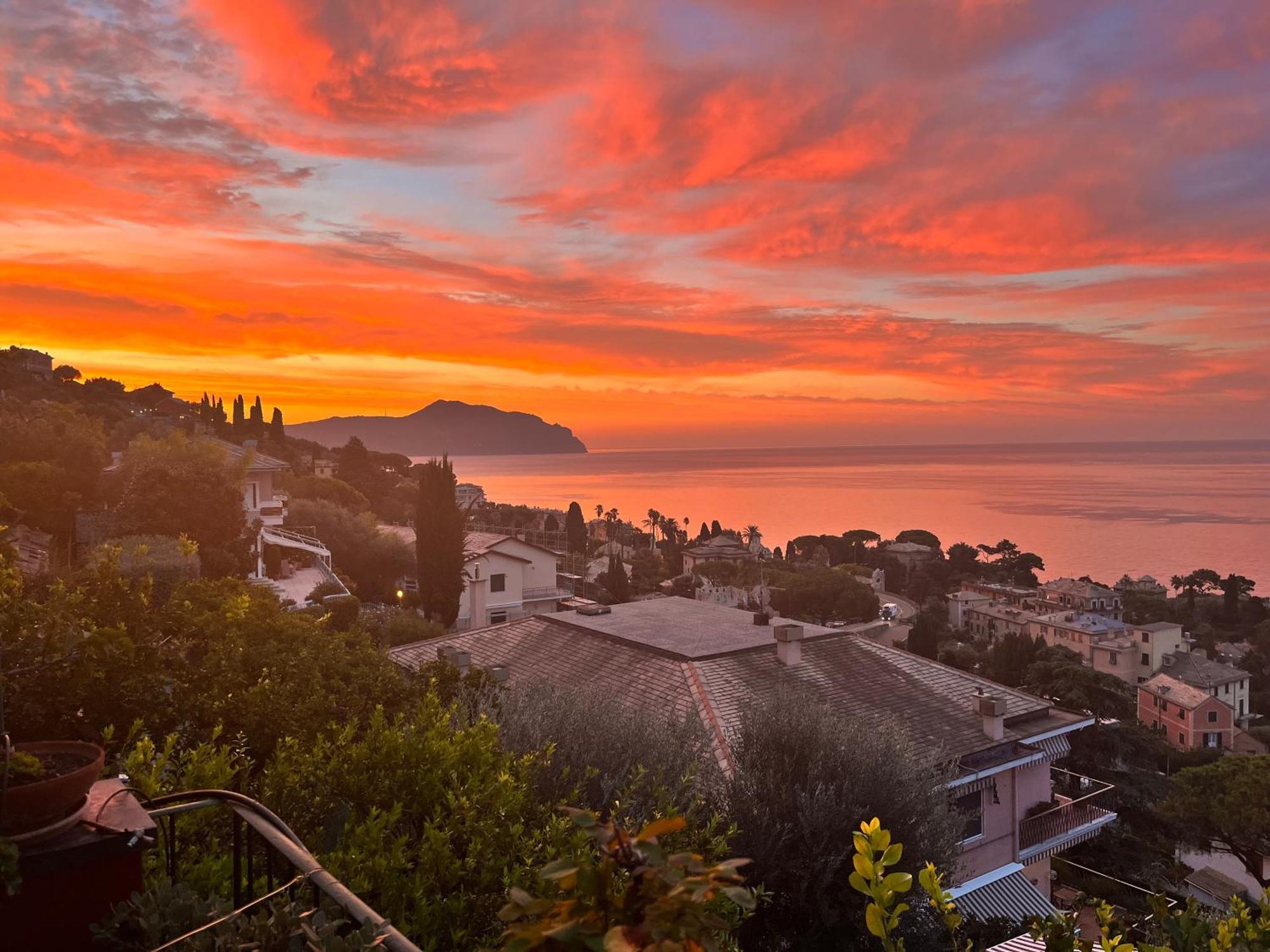 Salotto Sul Mare Bed & Breakfast Genoa Luaran gambar